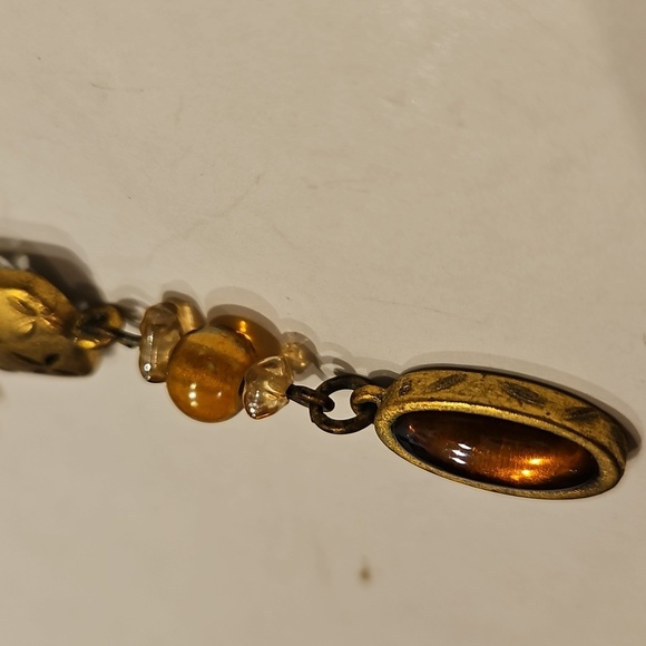 GIVENCHY Soft Pinks, Blues & Gold Glass Beads On Goldtone Wire Dainty Necklace - Picture 5 of 11